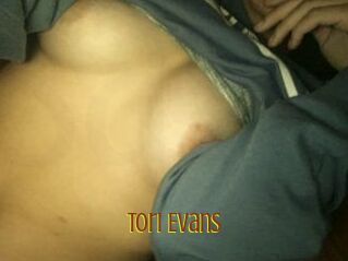 Tori_Evans